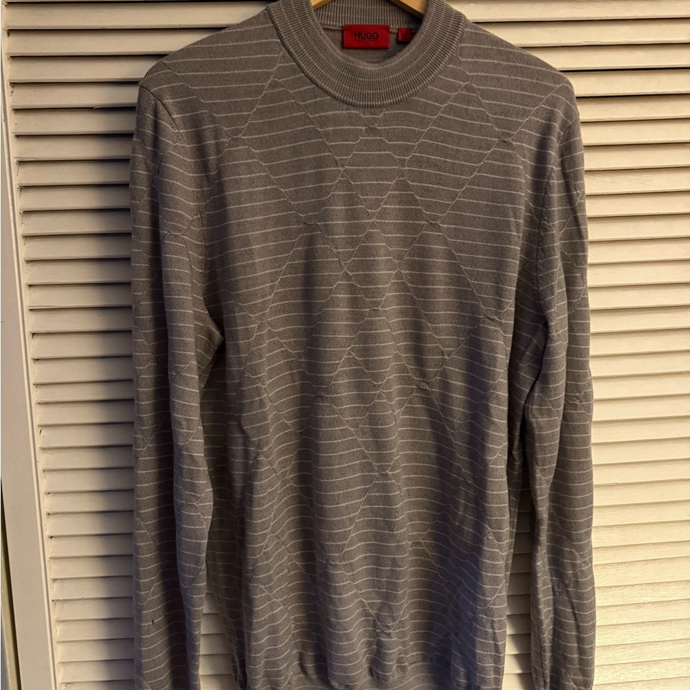 HUGO Men's Gray Crewneck Sweater